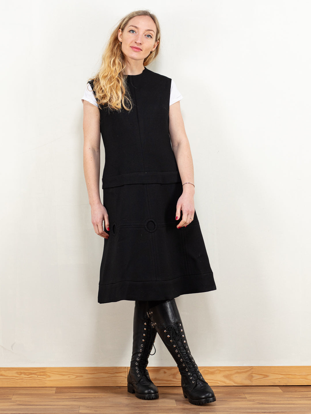 Vintage 60's Women Mod Shift Dress in Black - NorthernGrip