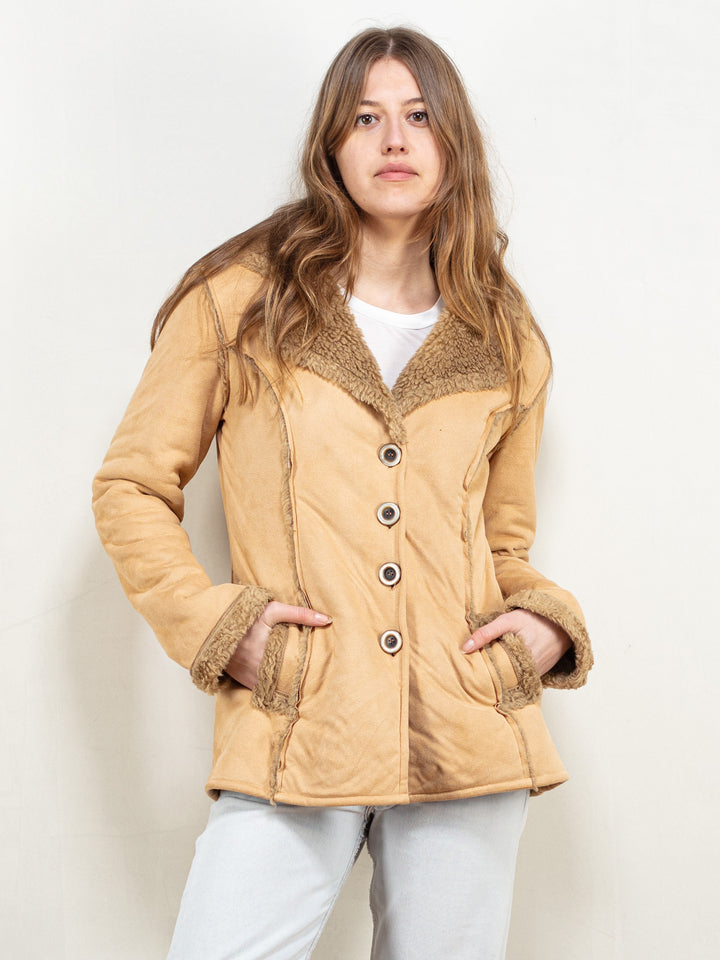 Vintage 90's Women Faux Suede Jacket in Beige - NorthernGrip