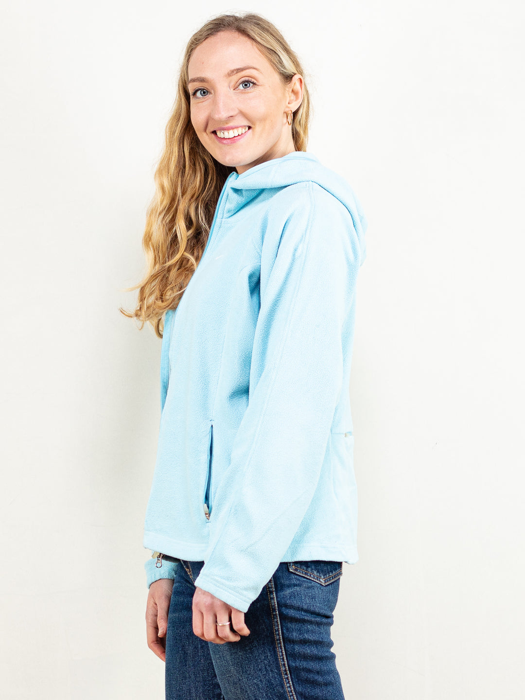Vintage 90's Women Nike Therma-Fit Fleece Jacket in Blue - NorthernGrip