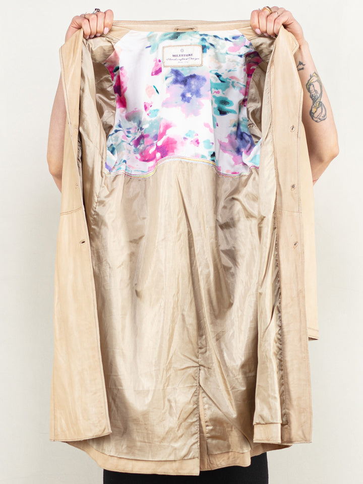 Vintage 90's Women Leather Coat in Beige - NorthernGrip