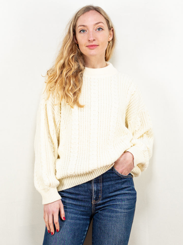 Vintage 80's Women Cable Knit Sweater in Cream - NorthernGrip