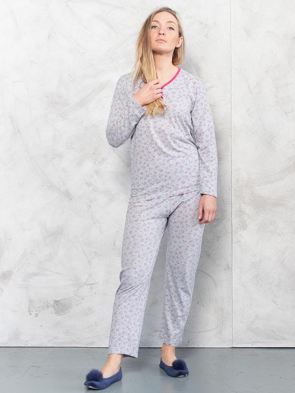 Vintage 90's Women Gray Ditsy Print Pajama Set - NorthernGrip