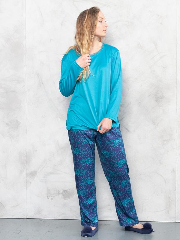 Vintage 90's Women Blue Pajama Set - NorthernGrip