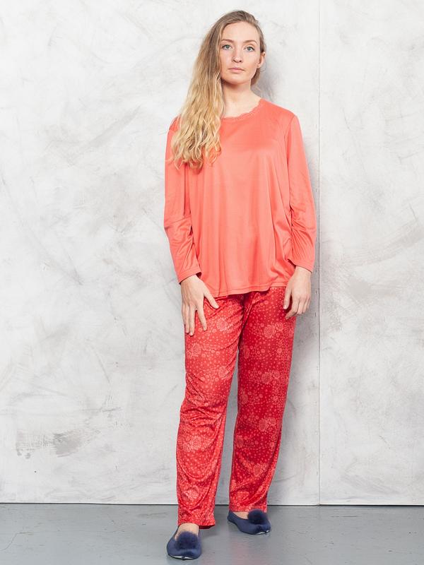 Vintage 90's Women Red Pajama Set - NorthernGrip